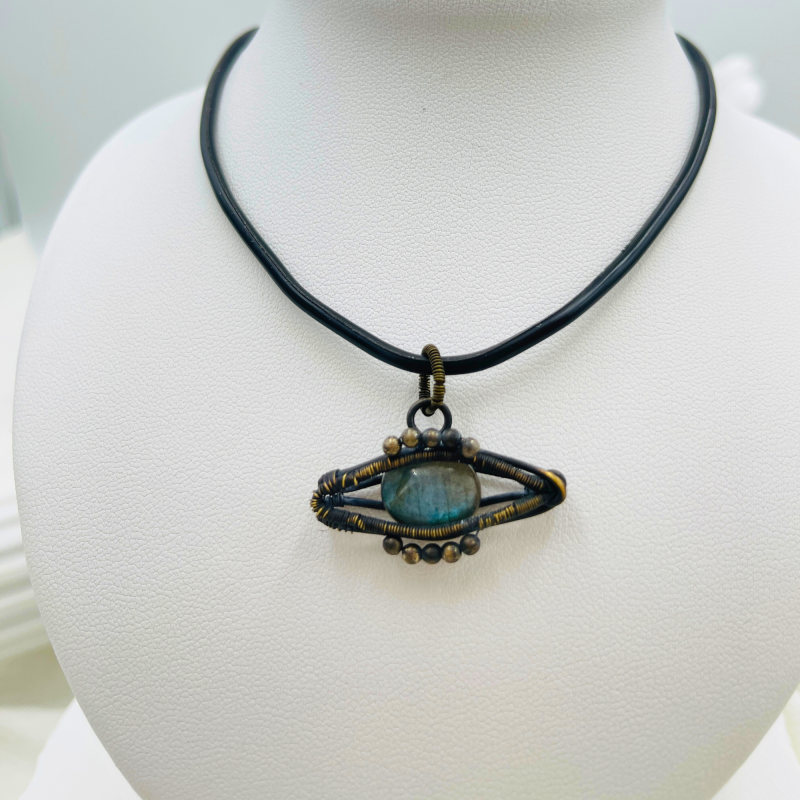 Sky's Mystery: Enigmatic Labradorite Evil Eye Pendant with Vintage Copper Frame